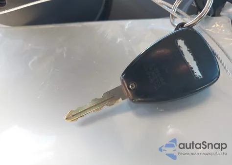 2005 Chrysler 300C из США, поврежденный, VIN 2C3JA63H45H522482